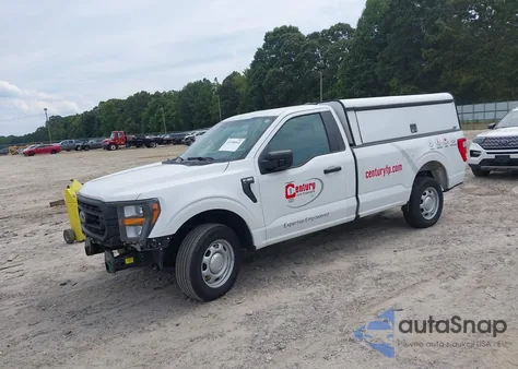 2023 Ford F-150 Xl z USA, uszkodzony, nr VIN 1FTMF1C52PKF59870